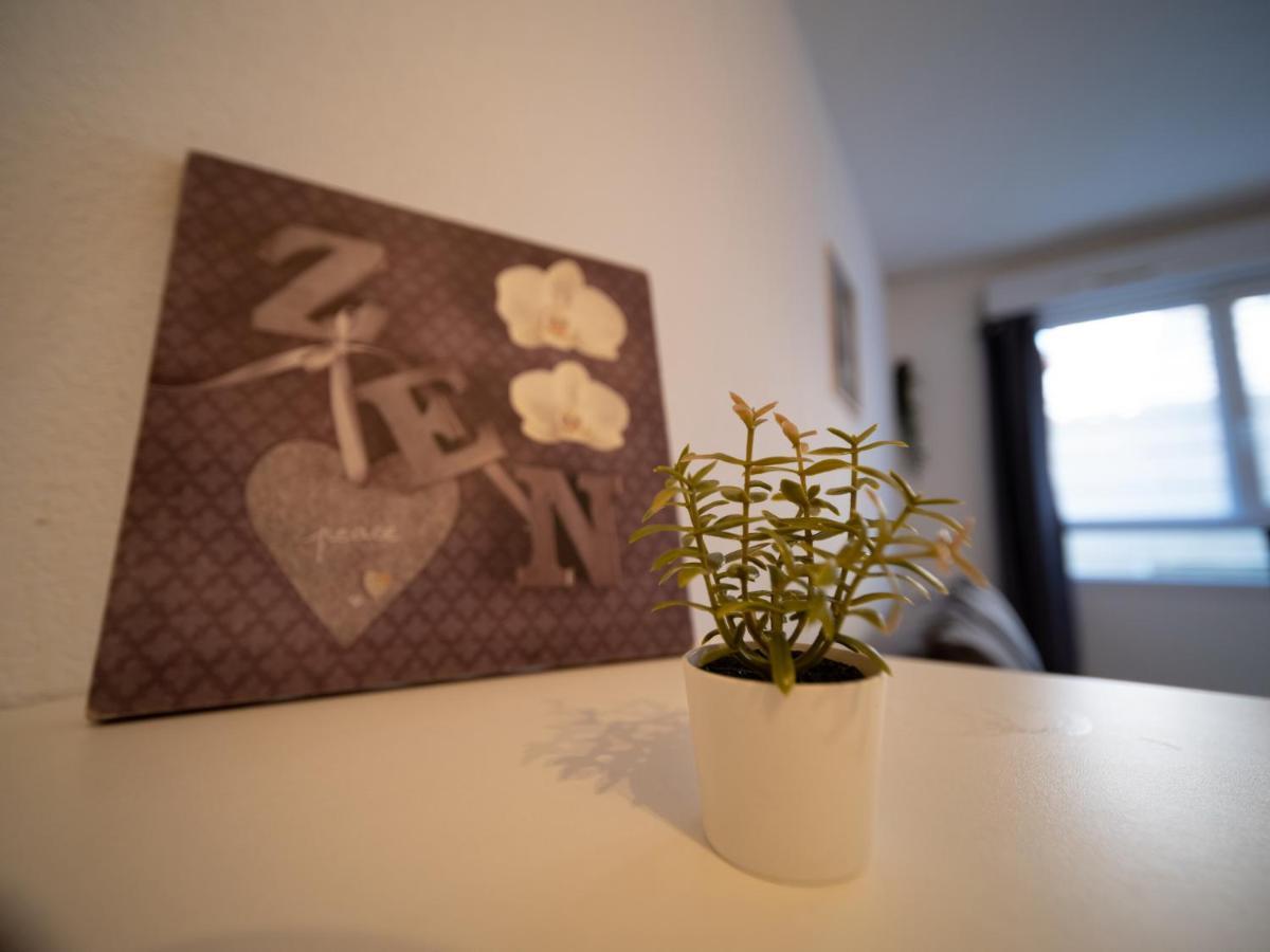 Appartement Tout Equipe Wifi A 6 Min St Charles Марсель Екстер'єр фото
